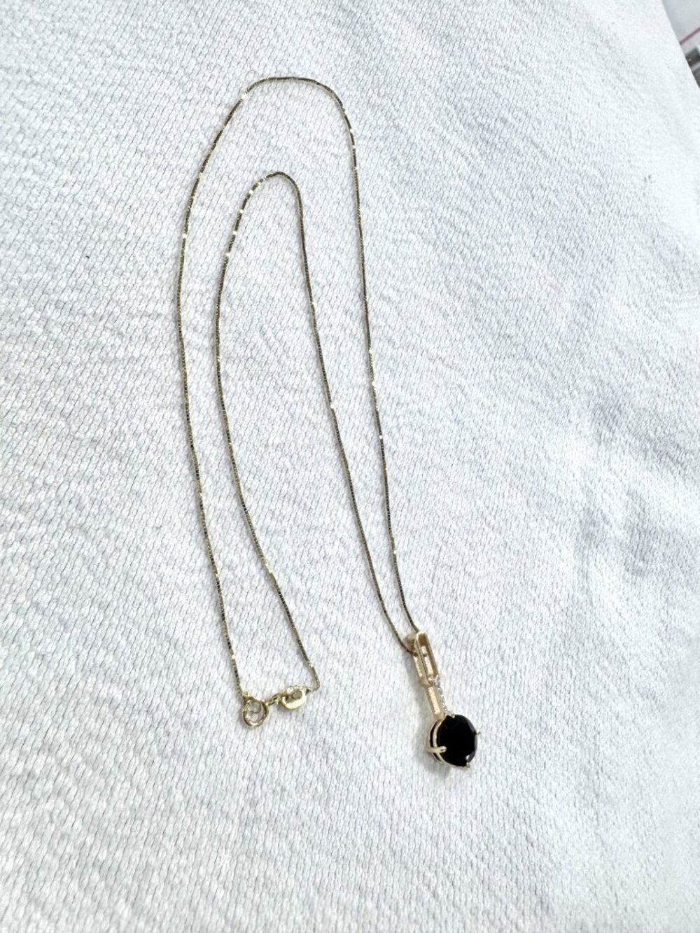 10K Yellow Gold 18" Necklace Black Stone & Diamonds - Picture 3 of 8